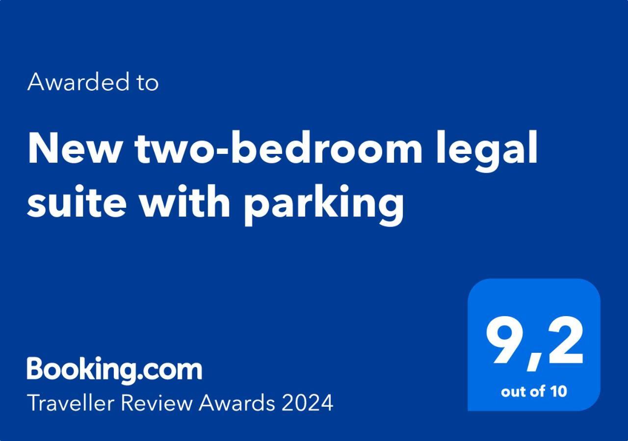 New Two-Bedroom Legal Suite With Parking Уайт Рок Екстериор снимка